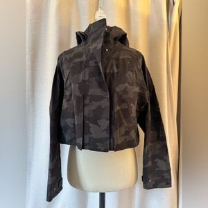 Lululemon Rain Chaser Jacket Heritage 365 Camo Dark Olive